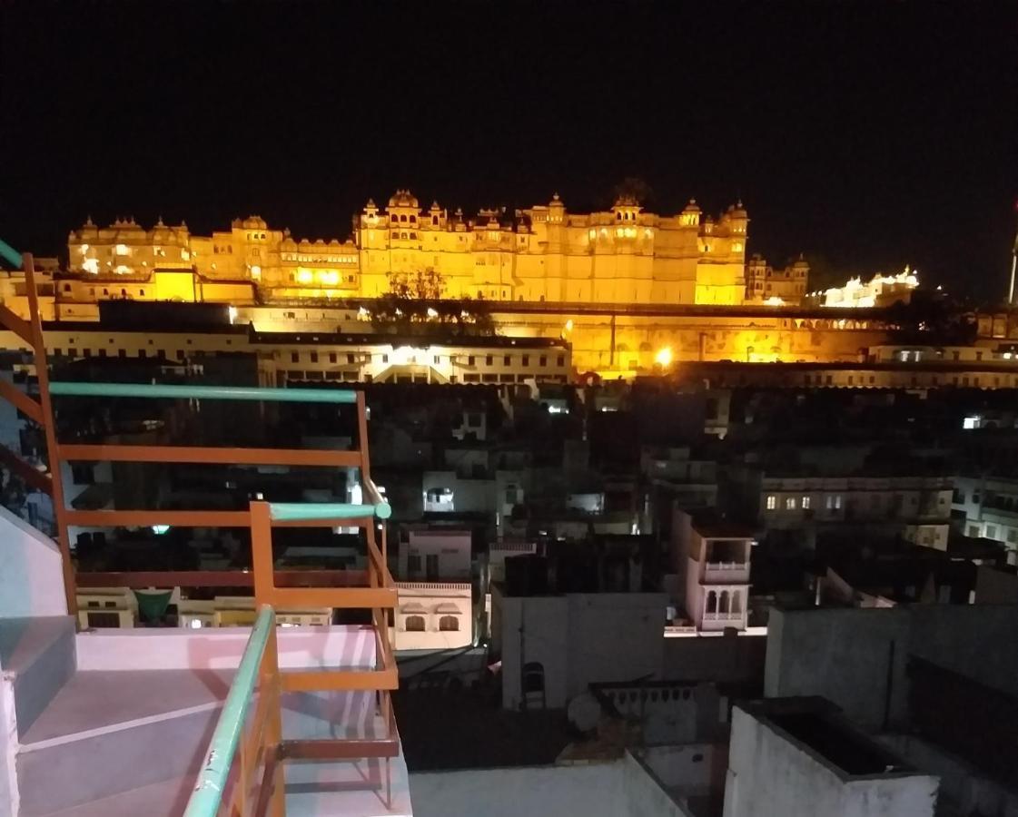 City And Palace View Guest House أُودايبور المظهر الخارجي الصورة
